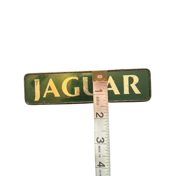 GUC Plastic Jaguar Car Emblem 5" x 1 1/2" - Picture 4 of 4